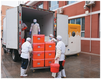 �׶�ʦ����ѧ����Сѧ������Ա��ʳ�����õķ���װ����׼��������У����У����