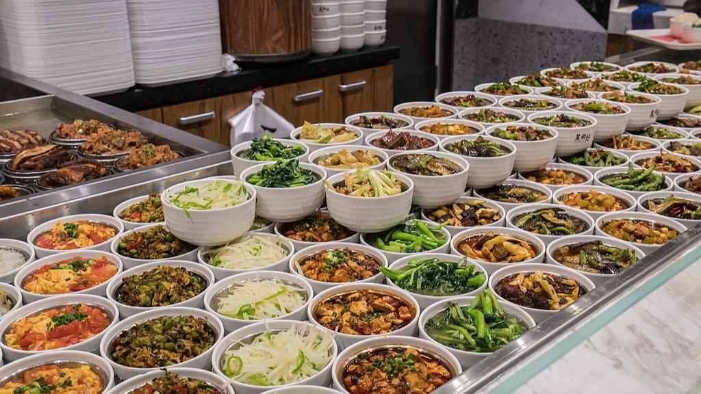 �Ĵ�ʵ��У԰��ʳ�ල�ҳ�ίԱ��ȫ����